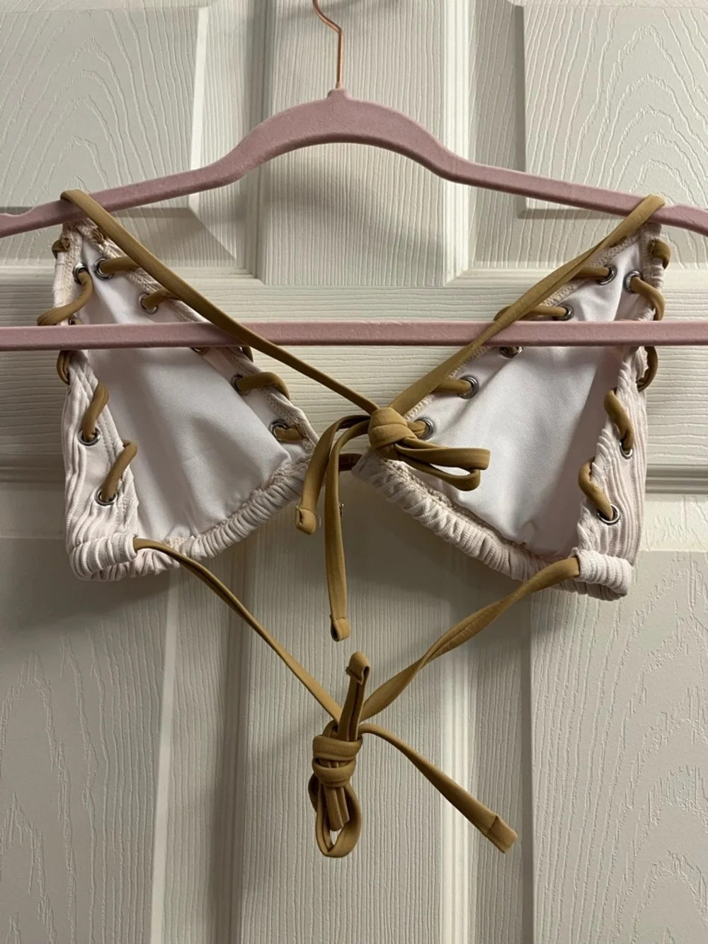 Off White Ribbed Lace-Up Bikini with Tan and Silver Accents 3 Piece Small New - Picture 6 of 10